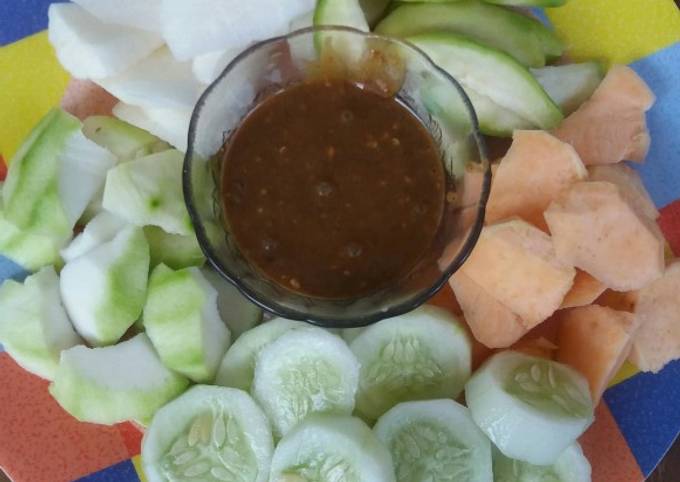 Resep Rujak Buah Anti Gagal