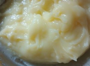 Una foto de Crema pastelera fácil y económica