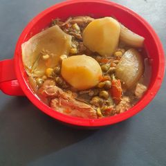 A picture of Herb Chicken Stew.