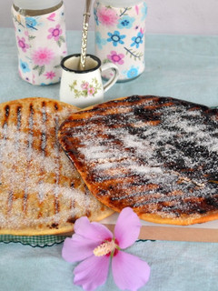 Una foto de Tortillas de grasa con cubierta caramelizada🇦🇷