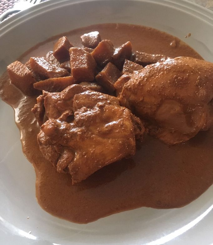 Una foto de Pollo en pipián con chilacayotes