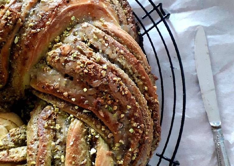 Babka pistacchio e fiori d'arancio