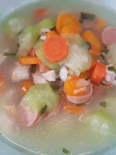 Foto resep Sayur oyong bening dan soun ala upie