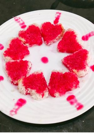 A picture of Heart Shape Bread Jam.