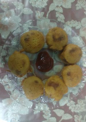 A picture of Chatpata Besan ka Alu Pakora.