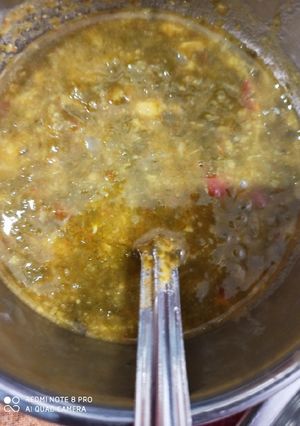 A picture of Daal palak.