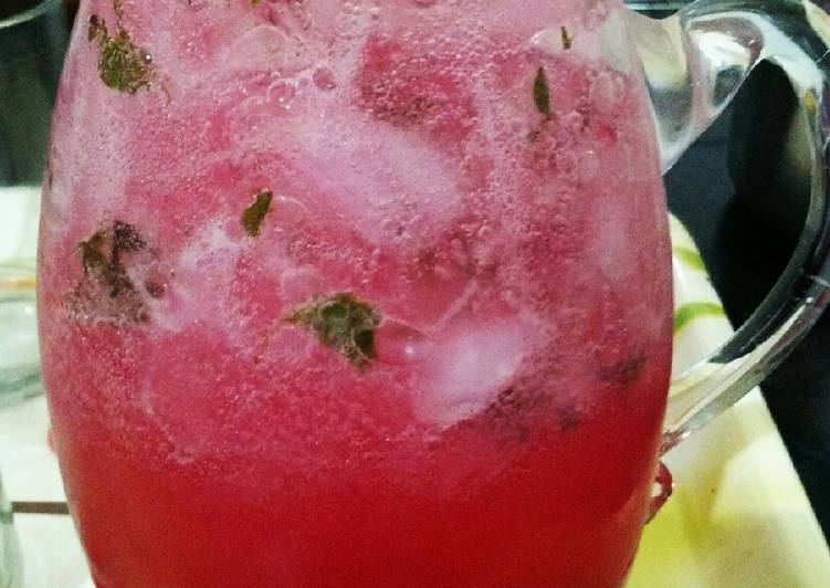 Rose lemonade