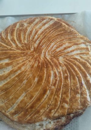 Une photo de Galette des rois à la crème amande