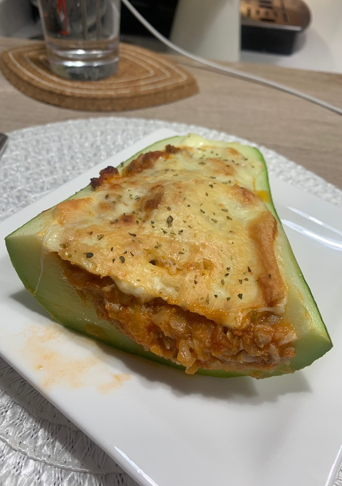 Una foto de Calabacín relleno light