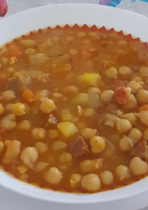 Una foto de Garbanzos con chorizo