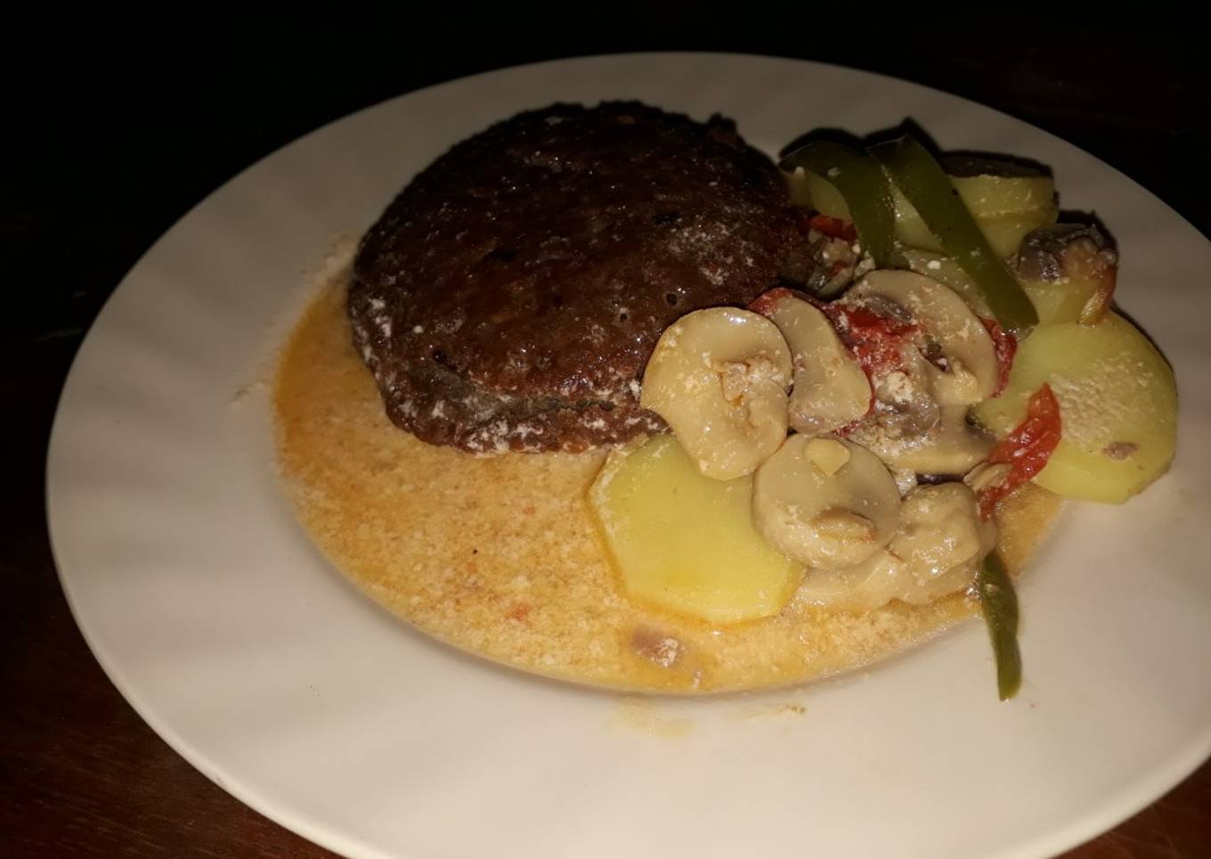 Tortita en guiso de leche y hongos...🇸🇻