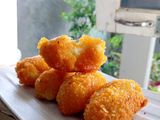 Bitterballen Isi Keju