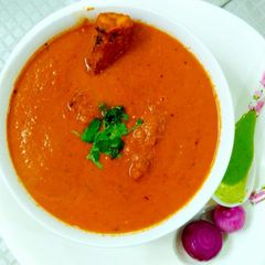 A picture of Butter Chicken.