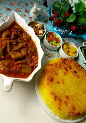 عکسی از دستور خورشت قیمه بادمجان