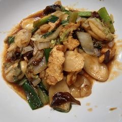 A picture of Stir fried rice cake.
