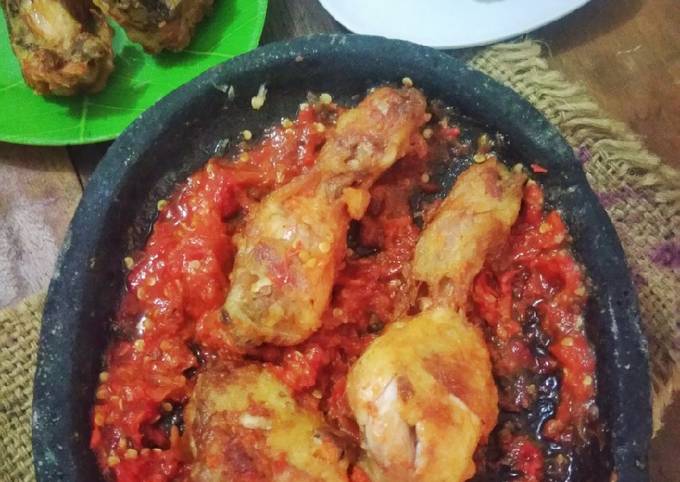 Resep Ayam Geprek Bumbu Bawang Putih Oleh Yuni Kurniasih, - Cookpad