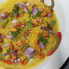 A picture of Sindhi dal pakwaan.
