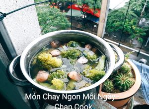 Hình của món Canh bông cải xanh chay.