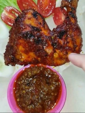 Cara Gampang Menyiapkan Resep Ayam bakar madu/rujak yang Lezat Sekali Anti Ribet, Mantap Sekali