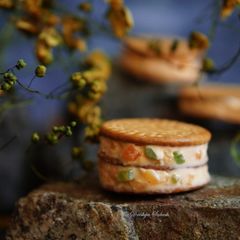 A picture of Icecream Marie Sandwich.