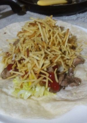 Una foto de Tortillas de harina de trigo con cerdo