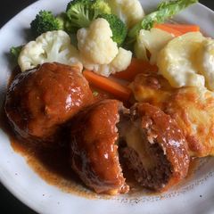 A picture of Cheese Stuffed Stewed Hamburgers (Beef Patties).