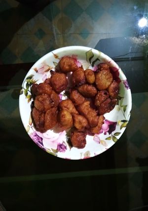 बोंड (bonda recipe in marathi) रेसिपी चे मुख्य फोटो 