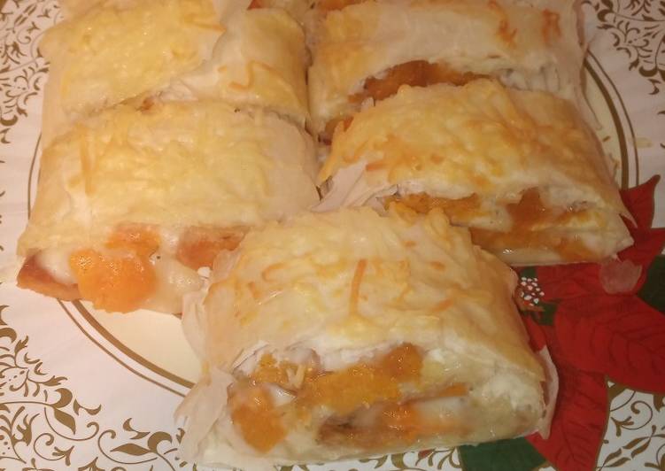 Rollitos rellenos de calabaza, miel y queso