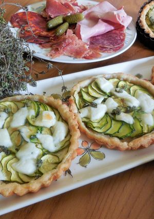 Une photo de Tartelettes de courgette à la mozzarella