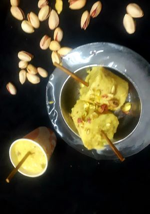 A picture of Kesar Pistachios kulfi.