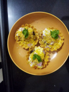 બાસ્કેટ ચાટ (Basket Chaat Recipe In Gujarati) રેસીપી મુખ્ય ફોટો