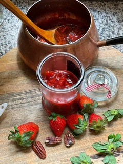 Une photo de 🍃Confiture fraises 🍓 🍋