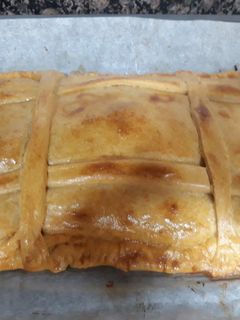 Una foto de Empanada con verduras atún y huevo