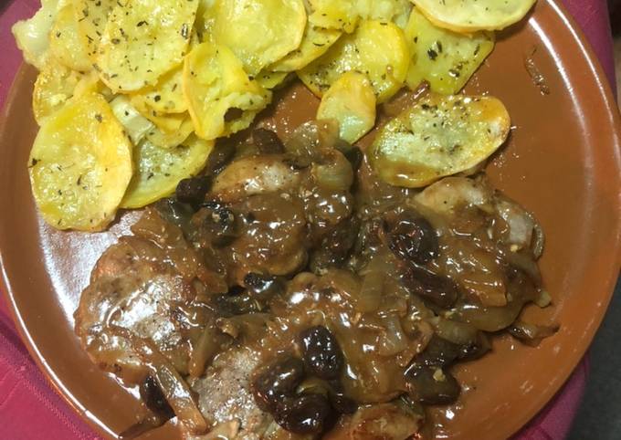 Solomillo al Pedro Jiménez con patatas al horno Receta de Marta Garrido Salcedo- Cookpad