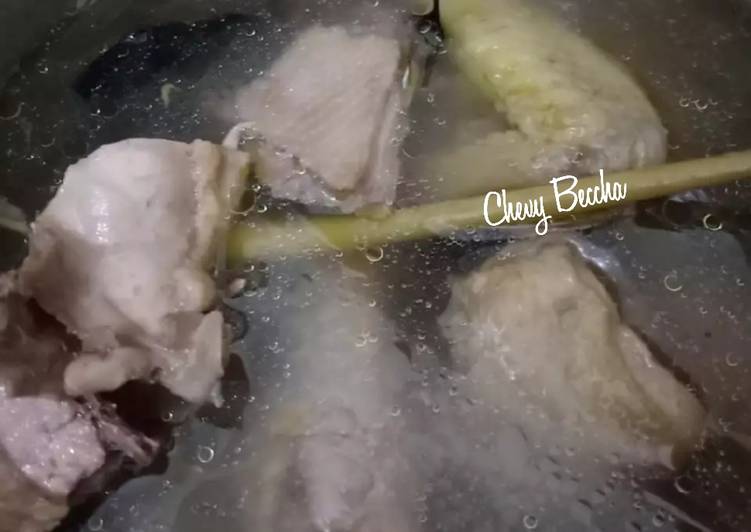 Resep Ayam Ungkep Kaldu yang Enak Banget