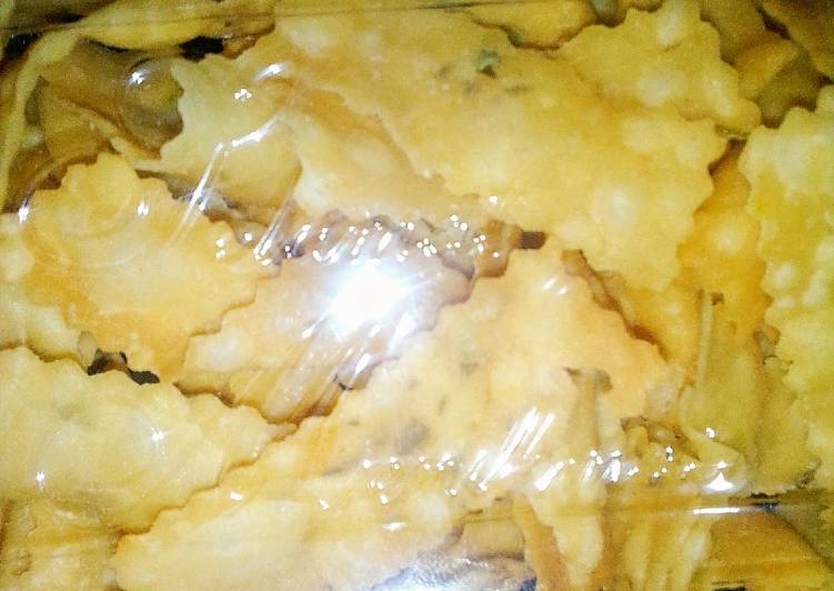 Keripik bawang kriuk