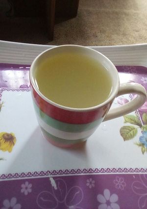 A picture of Ginger and garlic tea.