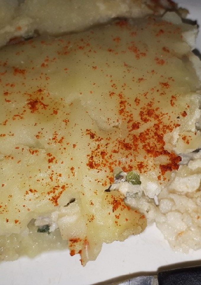 Una foto de Pastel De Pescado y Papas