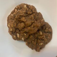 A picture of Taffy Oatmeal Cookies.