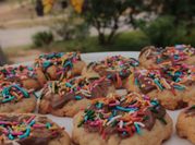 Una foto de polvorones con aceite