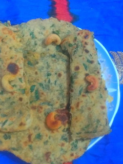 मेथी का थेपला (methi ka thepla recipe in Hindi) रेसिपी मुख्य फोटो