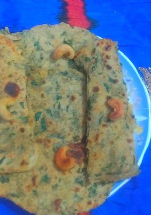 मेथी का थेपला (methi ka thepla recipe in Hindi) रेसिपी मुख्य फोटो