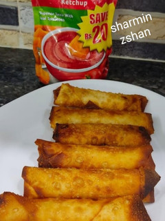 A picture of Spring rolls.