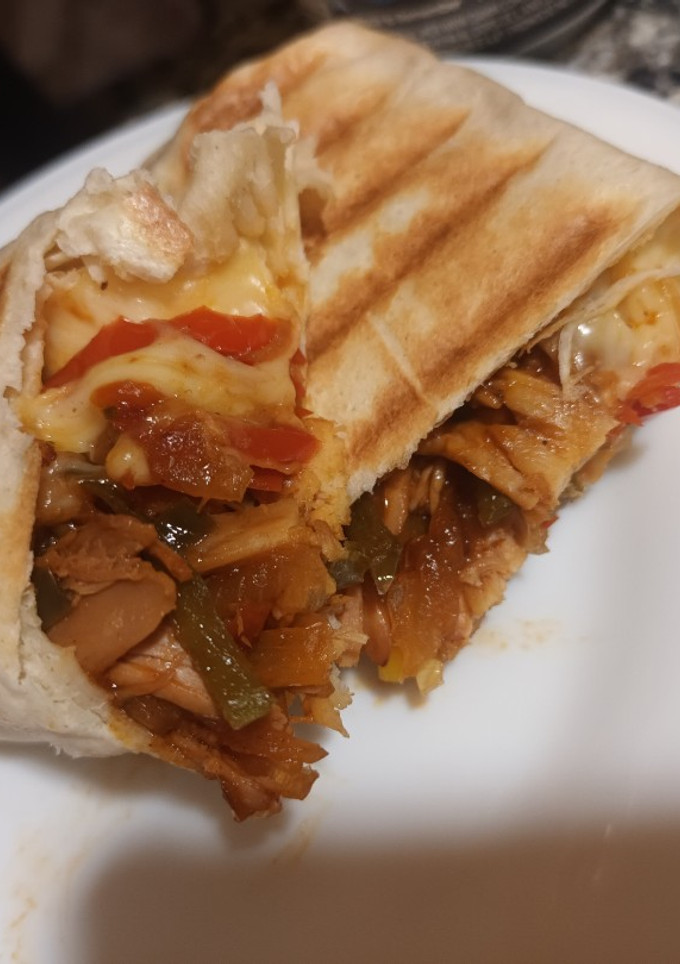 Una foto de Fajitas de pollo BBQ picante