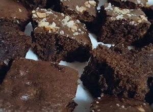 A picture of Chocolate Walnut Cake with cake premix.