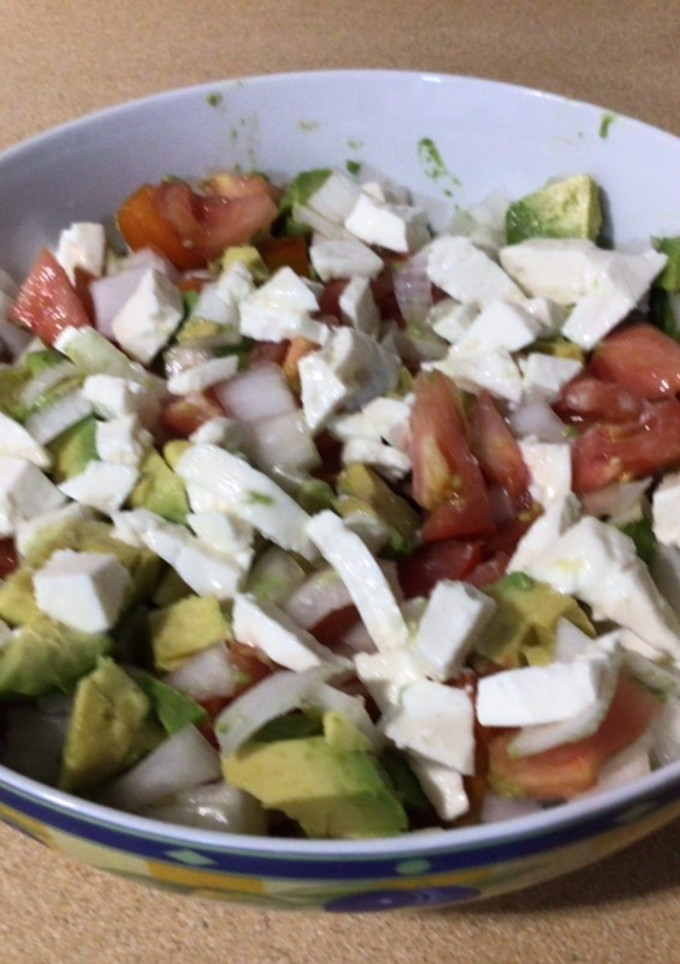 Una foto de Ensalada divertida
