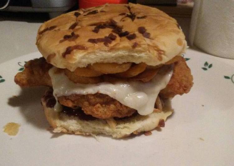 Steps to Prepare Ultimate Bbq fried chicken curly fry sandwich