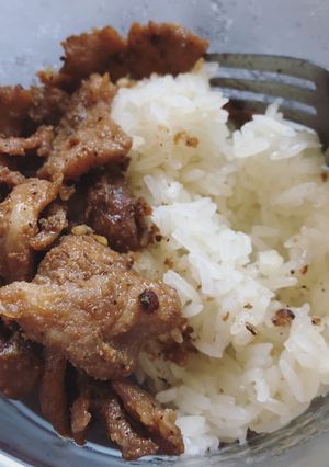 รูปของ ข้าวเหนียวหมูทอดหม้อ