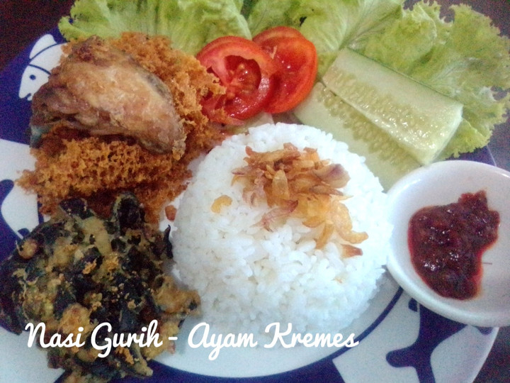 Anti Ribet, Membuat Nasi Gurih - Ayam Kremes Menu Enak