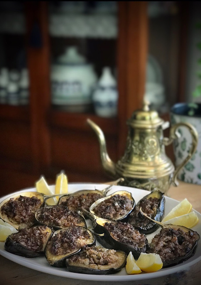 Una foto de Imam Bayildi —Berenjenas rellenas estilo turco—
